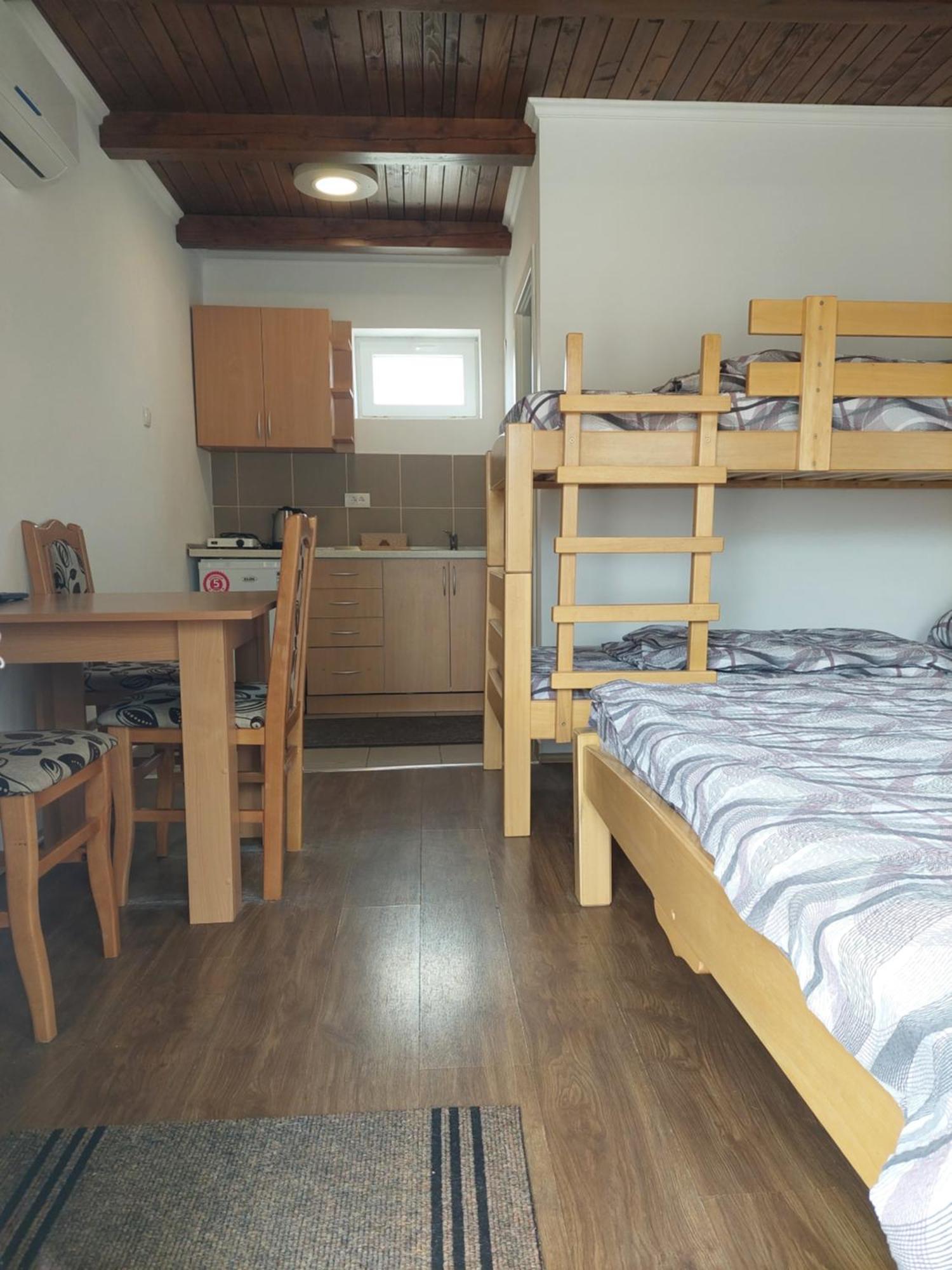 Apartment M&M Pacir Ngoại thất bức ảnh